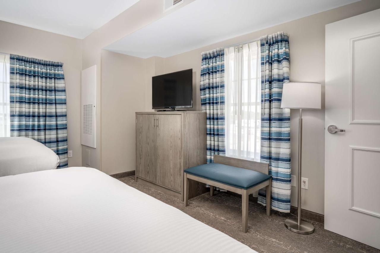 Lighthouse Suites - Best Western Signature Collection เอเมอรัลด์ไอเอิล ภายนอก รูปภาพ