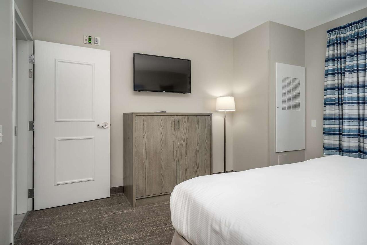 Lighthouse Suites - Best Western Signature Collection เอเมอรัลด์ไอเอิล ภายนอก รูปภาพ